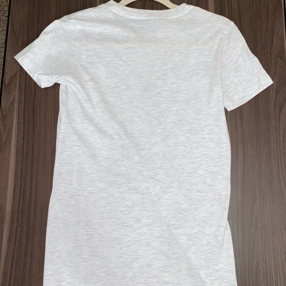 Red Panda Bee’s Faux / Decorative Light Grey Pocket Tee - Picture 8 of 9